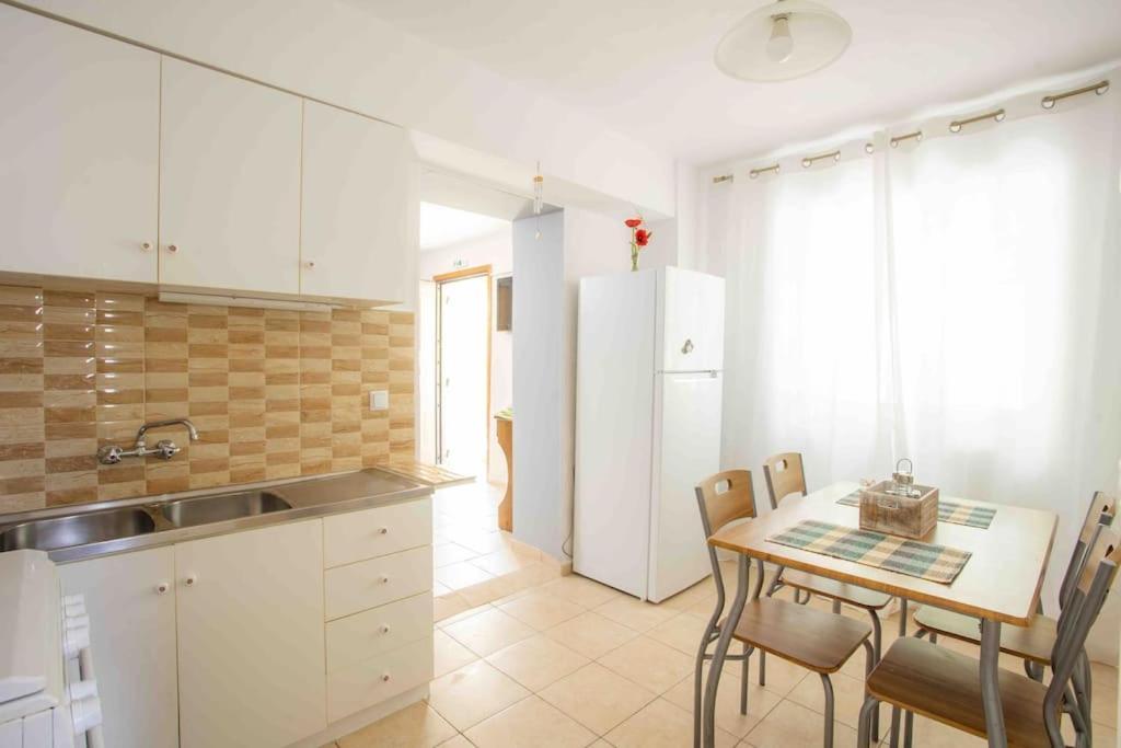 Anthia Private Studio A Breath Away From Beaches Ayios Nikitas Luaran gambar