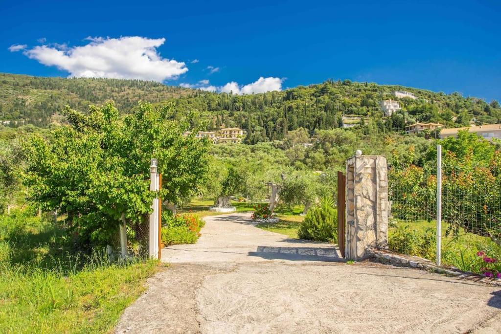 Anthia Private Studio A Breath Away From Beaches Ayios Nikitas Luaran gambar