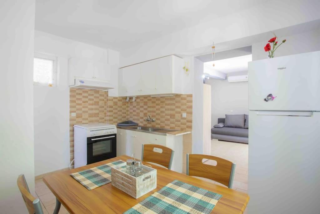 Anthia Private Studio A Breath Away From Beaches Ayios Nikitas Luaran gambar