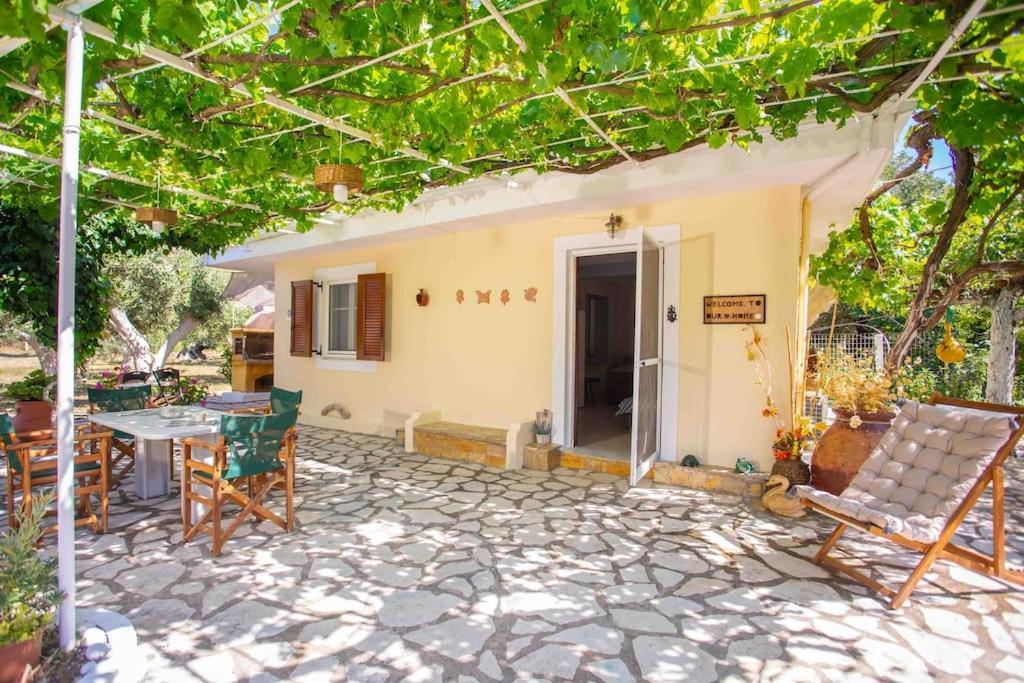 Anthia Private Studio A Breath Away From Beaches Ayios Nikitas Luaran gambar