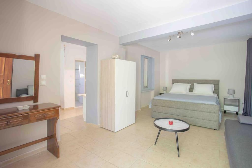 Anthia Private Studio A Breath Away From Beaches Ayios Nikitas Luaran gambar