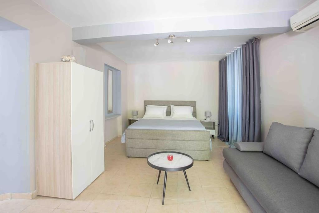 Anthia Private Studio A Breath Away From Beaches Ayios Nikitas Luaran gambar